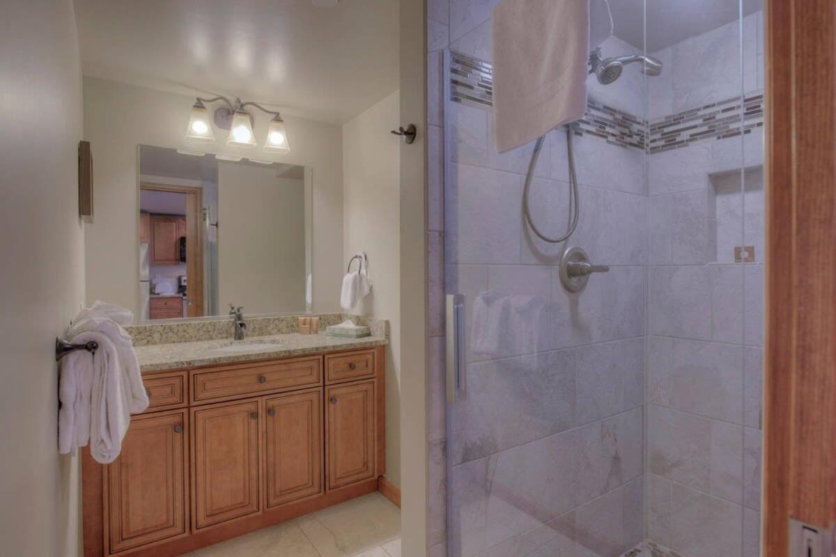 One Bdr Ski In Ski Out Condo Breckenridge Bagian luar foto